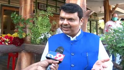 पवारांचा कृषी कायद्यांच्या मूलतत्त्वांना विरोध नाही, काही जण वाहत्या गंगेत हात धुतायत : देवेंद्र फडणवीस