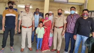 आजी-आजोबांची आठवण आली आणि ती लोकलमध्ये बसली, पोलिसांच्या सतर्कतेमुळे सात वर्षाच्या चिमुरडीचा शोध