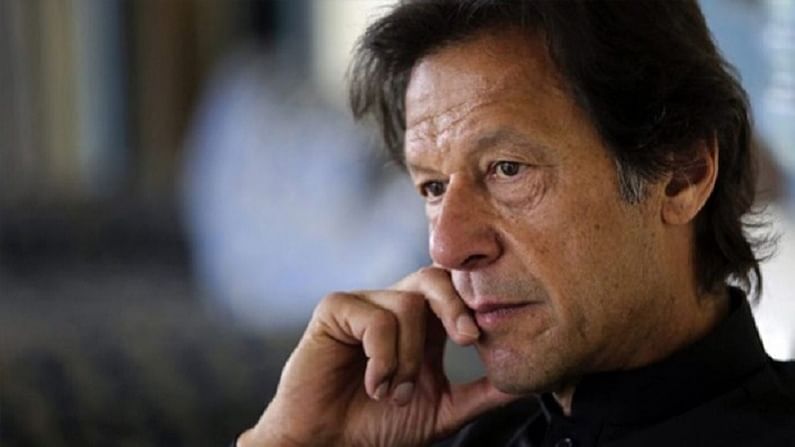 पाकिस्तानातील गोंधळ वाढला, इमरान खान यांच्या विरोधात विरोधी पक्षांचे नेते सामूहिक राजीनामे देणार