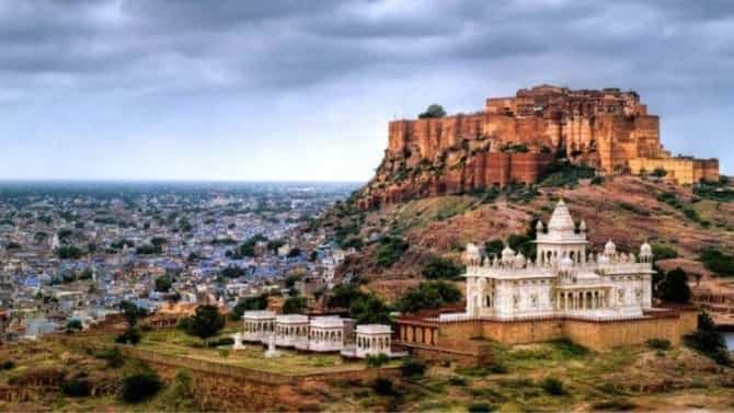 Winter Vacation | स्वस्तात मस्त, थंडीच्या सुट्टीसाठी भारतातील ‘या’ 5 राज्यांना नक्की भेट द्या!