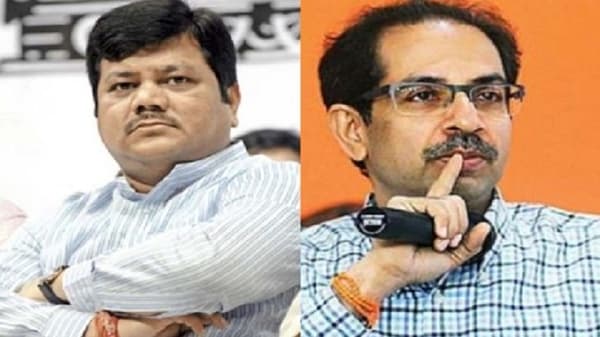 शिवसेना शरद पवारांच्या चरणी लीन झाली, प्रवीण दरेकरांचा शिवसेनेला चिमटा