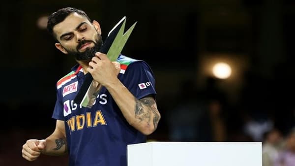 Virat kohli | विराट कोहलीची ऑस्ट्रेलियात कमाल, धोनी-गांगुलीला देखील असा रेकॉर्ड करणं जमलं नाही!