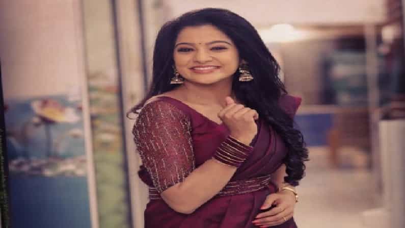 दाक्षिणात्य मनोरंजन विश्वातील प्रख्यात अभिनेत्री चित्रा कामराज (VJ Chitra Kamraj) हिने आत्महत्या केल्याची धक्कादायक बातमी समोर आली आहे.