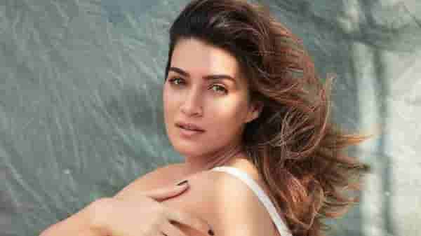Kirti Sanon | अभिनेत्री क्रिती सेनॉनला कोरोनाची लागण, सोशल मीडियावर पोस्ट केली ‘हेल्थ अपडेट’
