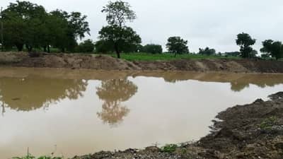 जलयुक्त शिवार घोटाळा प्रकरणात अजून दोन अधिकारी निलंबित