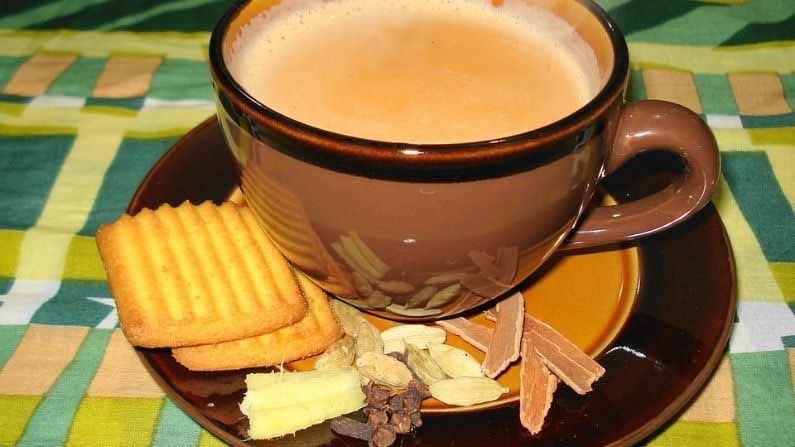 Tea Tips | चहा पिताना तुम्हीही करताय का 'या' चुका? ठरतील आरोग्यासाठी हानिकारक...