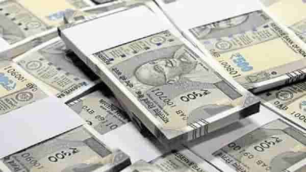 Fact Check | मोदी सरकार विधवा महिलांना 5 लाख रुपये देणार? खरं काय?