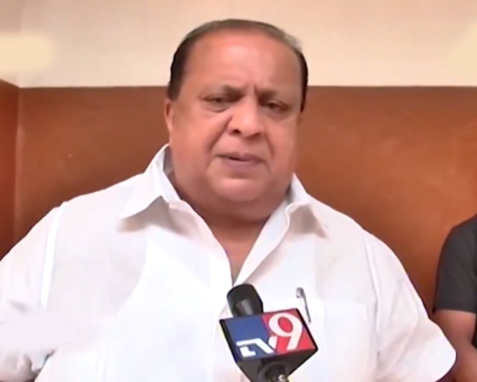 ... आणि पवारांबद्दल बोलताना मुश्रीफांना अश्रू अनावर का? ... आणि पवारांबद्दल बोलताना मुश्रीफांना अश्रू अनावर का?