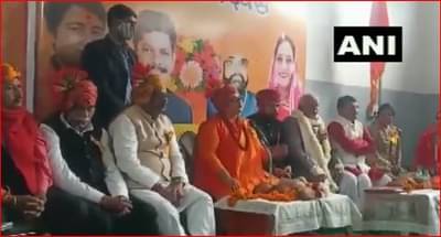 साध्वी प्रज्ञा आता शूद्रांवर घसरल्या, नव्या वादाला तोंड फुटलं