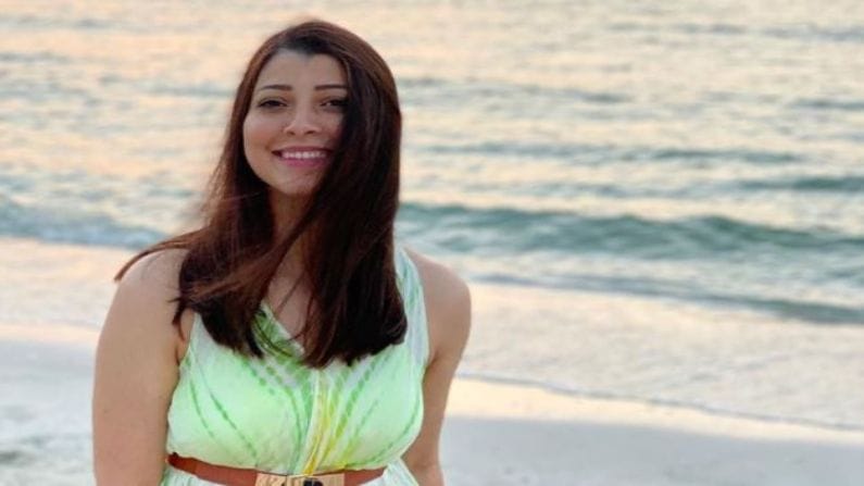 मराठमोळी अभिनेत्री तेजस्विनी पंडित सध्या दूबईमध्ये आपला वेळ घालवत आहे. ती दूबईमध्ये धमाल करतानाचे काही फोटो आणि व्हिडीओ ती सतत सोशल मीडियावर शेअर करत आहे.