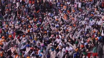 अर्थव्यवस्थेला झळा लागण्यास सुरुवात, शेतकरी आंदोलनामुळे रोज 3500 कोटींचे नुकसान