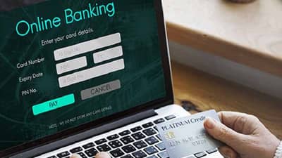 ऑनलाईन पैसे ट्रान्सफर करताना IFSC कोड चुकीचा टाकला? जाणून घ्या पुढे काय होईल...