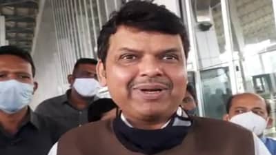 ठाकरे सरकारचे सल्लागार कोण समजत नाही, महाराष्ट्र बुडवायला निघालेत : फडणवीस