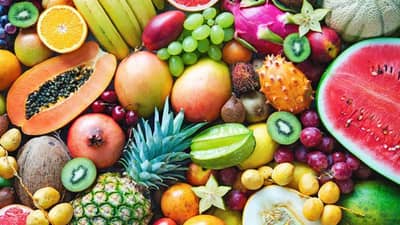 उन्हाळ्यात शरीर हायड्रेट ठेवण्यासाठी हे खास घरगुती उपाय नक्की ट्राय करा!