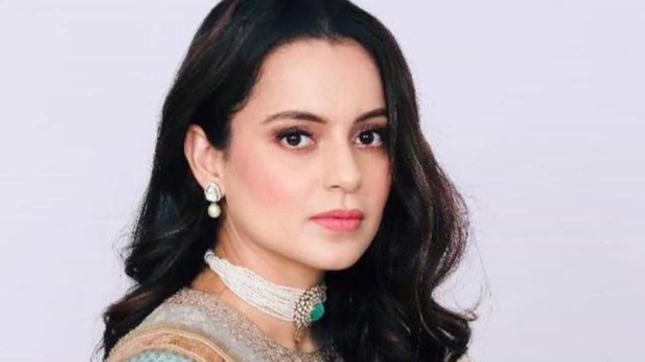 कंगनाला ट्विटरचा झटका, आक्षेपार्ह ट्विट हटवले; अकाउंट बॅन होणार?