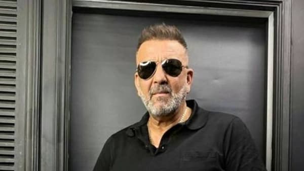 KGF 2 : संजय दत्त खऱ्या आयुष्यातही योद्धा; शुटिंग पूर्ण झाल्यानंतर दिग्दर्शकाची संजूबाबावर स्तुतीसुमने