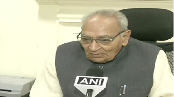 Motilal Vora | काँग्रेसचे ज्येष्ठ नेते मोतीलाल व्होरा यांचे निधन, सच्चा कार्यकर्ता गमावला- राहुल गांधी
