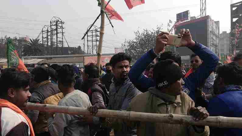 West Bengal : दिलीप घोष यांच्या सभेपूर्वी भाजपच्या दोन गटांत हाणामारी, टीएमसी नेत्यांच्या प्रवेशावर कार्यकर्ते नाराज