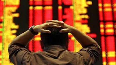 Share Market:  भांडवली बाजार पुन्हा गडगडला; सेन्सेक्स 1000 अंकांनी घसरला