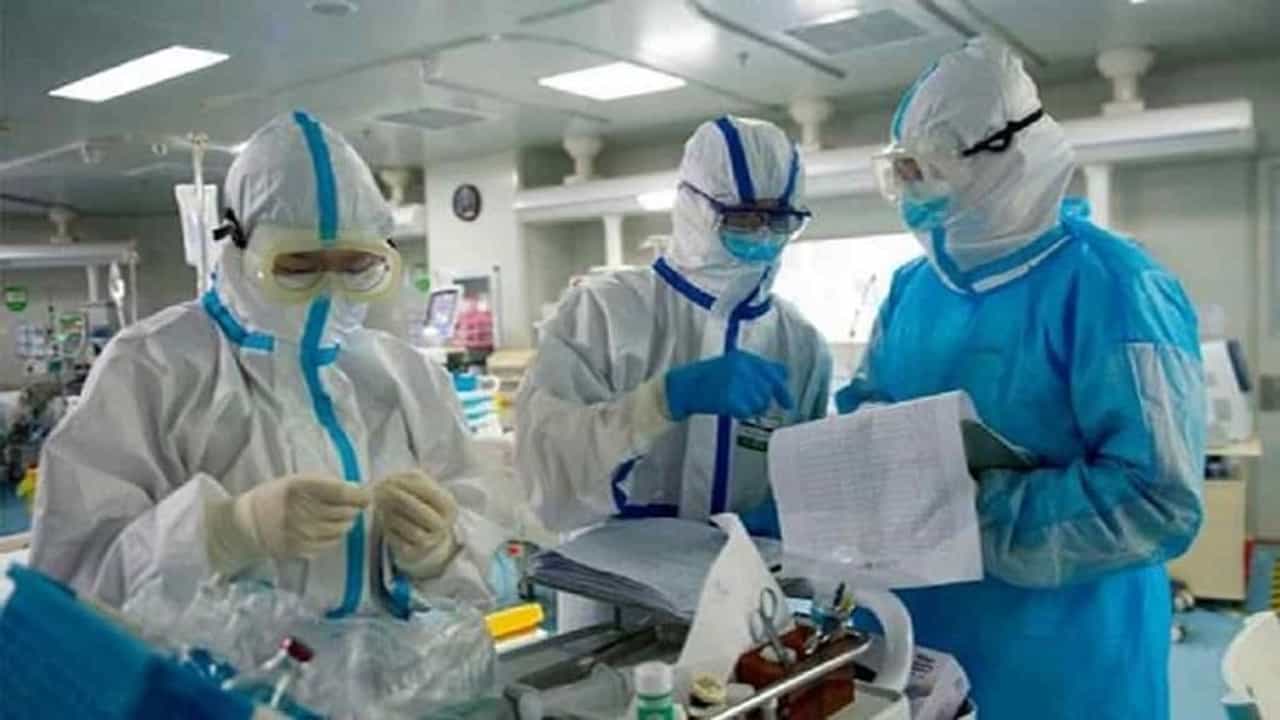 कोरोनाच्या नव्या स्ट्रेनशी भारताची लढाई, केंद्र सरकारच्या गाईलाईन्स वाचल्या का?