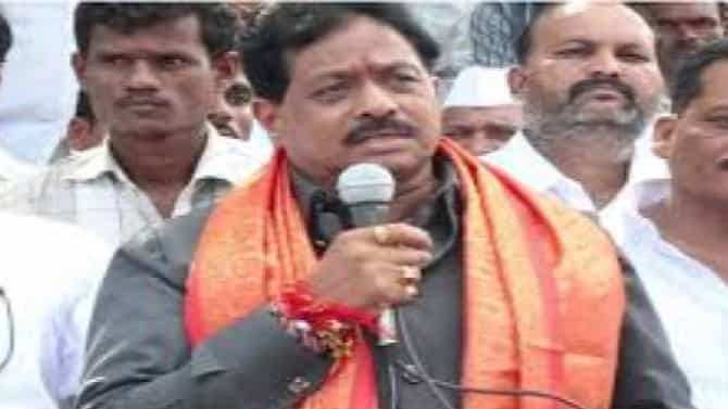 भाजपचे माजी खासदार दिलीप गांधी यांच्या अडचणीत वाढ, नगर अर्बन बँकेत पैशाचा अपहार केल्याप्रकरणी गुन्हा