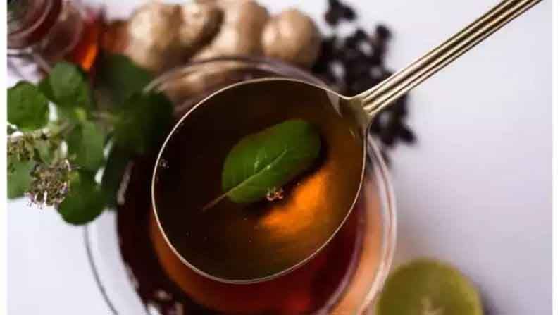 सावधान! रक्तदाब-जळजळ-उष्णता, काढ्याच्या अति सेवनाने होतील आरोग्यावर दुष्परिणाम! सावधान! रक्तदाब-जळजळ-उष्णता, काढ्याच्या अति सेवनाने होतील आरोग्यावर दुष्परिणाम!