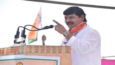 तक्रार मागे घ्या नाहीतर... धनंजय मुंडेंची रेणू शर्माच्या कुटुंबियांना धमकी; वकिलांचा गंभीर आरोप