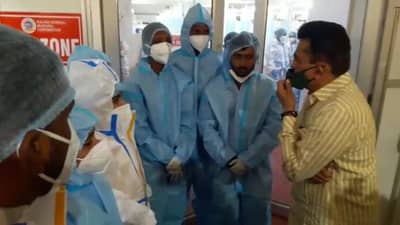 पगार थकल्याने कोरोना योद्ध्यांचं काम बंद, टीव्ही 9 च्या बातमीनंतर सोमय्यांची कोव्हिड सेंटरकडे धाव