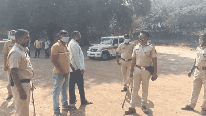 सांगलीत Modified Bike स्पर्धा पोलिसांनी उधळली, 37 सौंदर्यवती ताब्यात