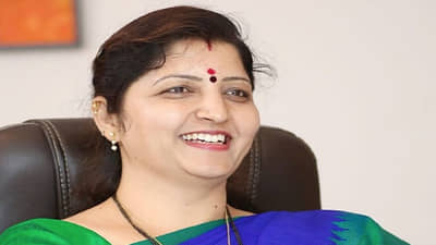 कार्यालय जाळून टाकू; रुपाली चाकणकरांना धमकीचा फोन