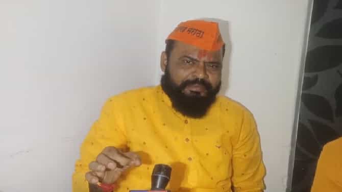 अशोक चव्हाणांची हकालपट्टी करा, मराठा क्रांती मोर्चा आक्रमक