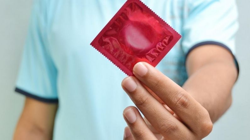 भारतातील कंडोम वापराचं प्रमाण कमी का? पहिल्याच 'Condomology' अहवालात धक्कादायक खुलासे भारतातील कंडोम वापराचं प्रमाण कमी का? पहिल्याच 'Condomology' अहवालात धक्कादायक खुलासे