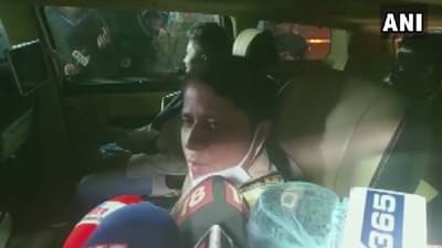 काँग्रेसने हाकललं, भाजपने स्वागत केलं...!