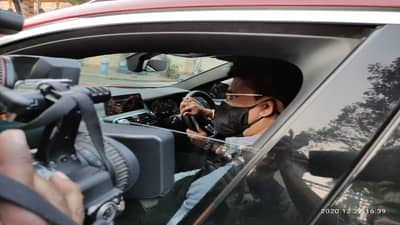 क्रिकेटचा दादा राजकारणात उतरणार? बंगालच्या राज्यपालांच्या भेटीनंतर चर्चांना उधाण