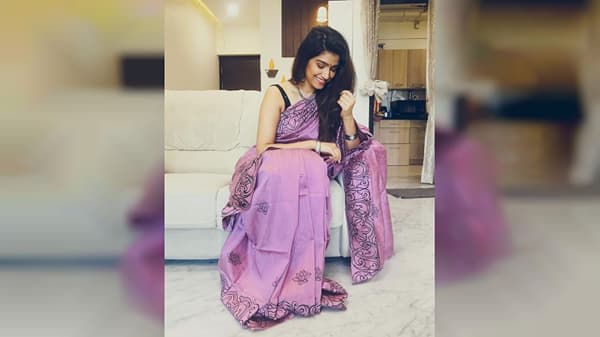'माझ्या नवऱ्याची बायको' या मालिकेतून मराठी इंडस्ट्रिमध्ये आपली ओळख प्रस्थापित केलेली अभिनेत्री रसिका सुनिल सध्या सोशल मीडियावर एका पेक्षा एक फोटो शेअर करत आहे.