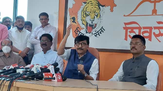 ईडीचा धाक दाखवत 22 आमदारांचे राजीनामे घेऊन सरकार पाडण्याचा डाव; राऊतांचा मोठा आरोप