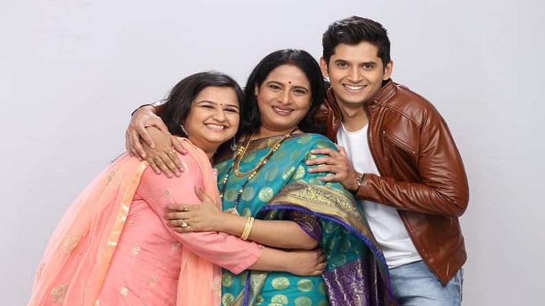 'येऊ कशी तशी मी नांदायला' ही नवीन मालिका लवकरच प्रेक्षकांच्या भेटीला! 'येऊ कशी तशी मी नांदायला' ही नवीन मालिका लवकरच प्रेक्षकांच्या भेटीला!
