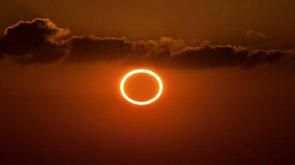 First Surya Grahan 2021 | यंदाच्या वर्षातील पहिलं सूर्यग्रहण, कधी लागणार, कुठे दिसणार, पाहा संपूर्ण माहिती