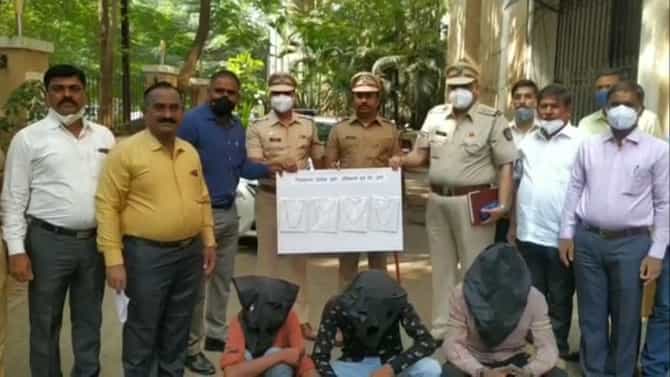 सीसीटीव्हीचा क्लू आणि चोरटे जेरबंद, कचरा टाकण्यासाठी घराबाहेर पडलेल्या आजीबाईंना लुटणारे भामटे गजाआड