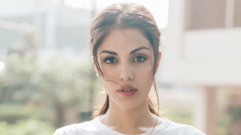 Rhea Chakraborty | नवीन वर्षात रिया चक्रवर्ती कमबॅक करण्याच्या तयारीत