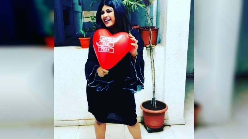 धनश्रीचे हे व्हिडीओ आणि फोटो चाहत्यांच्या चांगलेच पसंतीस उतरले आहेत. 