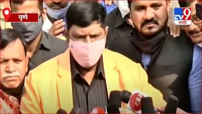 आरपीआयच्या कार्यक्रमावेळी कार्यकर्ते लिफ्टमध्ये अडकले, रामदास आठवलेंनी उचललं हे पाऊल