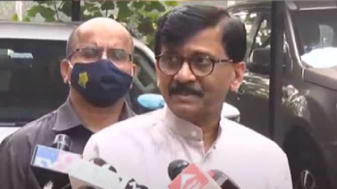 राज्यातच काय देशातही औरंगजेबाच्या नावाबाबत कुणीही आग्रही असू नये; राऊतांनी काँग्रेसला सुनावले
