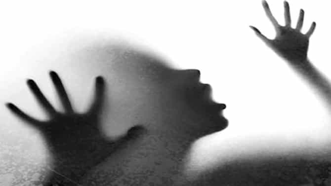 पतीच्या उपचारासाठी तांत्रिकाकडे धावा, कोल्ड ड्रिंकमधून नशेचं औषध देत महिलेवर बलात्कार