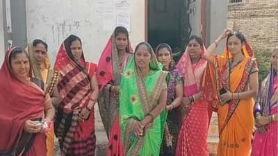 साताऱ्यातील अंगापूर तर्फ तारगावमध्ये महिलाराज, ज्येष्ठ नागरीक आणि तरुणाईचा निर्धार