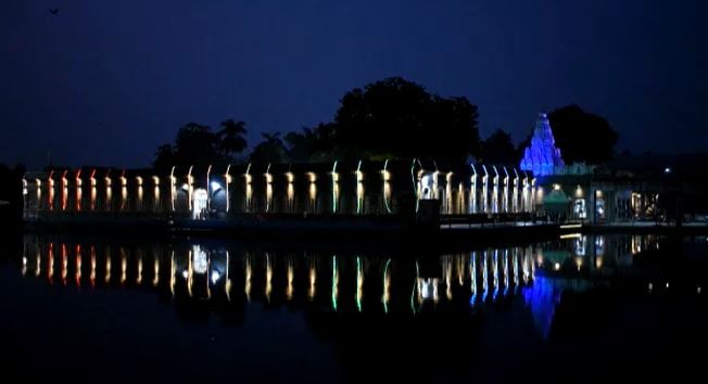 मात्र यंदा कोरोनाच्या पार्श्वभूमीवर ही यात्रा प्रतिकात्मक स्वरूपात साजरा करण्यात यावा असा आग्रह प्रशासनाचा आहे. 