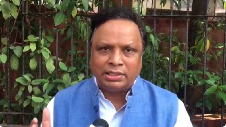 आता राहुल गांधींनी जनतेसमोर उठाबश्या काढाव्यात; आशिष शेलार यांचा टोला आता राहुल गांधींनी जनतेसमोर उठाबश्या काढाव्यात; आशिष शेलार यांचा टोला