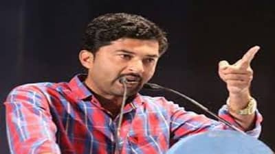 मोठी बातमी: राष्ट्रवादीच्या मेहबूब शेख यांच्याविरोधात बलात्काराची तक्रार देणारी तरुणी गायब