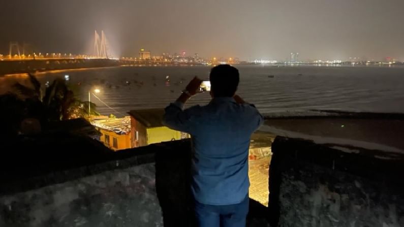 आदित्य ठाकरेंच्या मतदारसंघात रोहित पवारांचं नाईट आऊट आदित्य ठाकरेंच्या मतदारसंघात रोहित पवारांचं नाईट आऊट