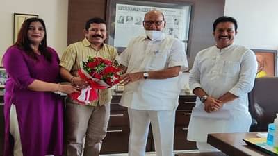 गणेश नाईकांना हादरा, आधी तीन भाजप नगरसेवक सेनेत, आता दोघांच्या हाती घड्याळ